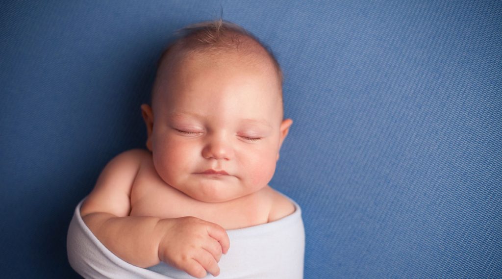 how to get to baby sleep? Find tips and advices  to helping him develop good sleep habits.