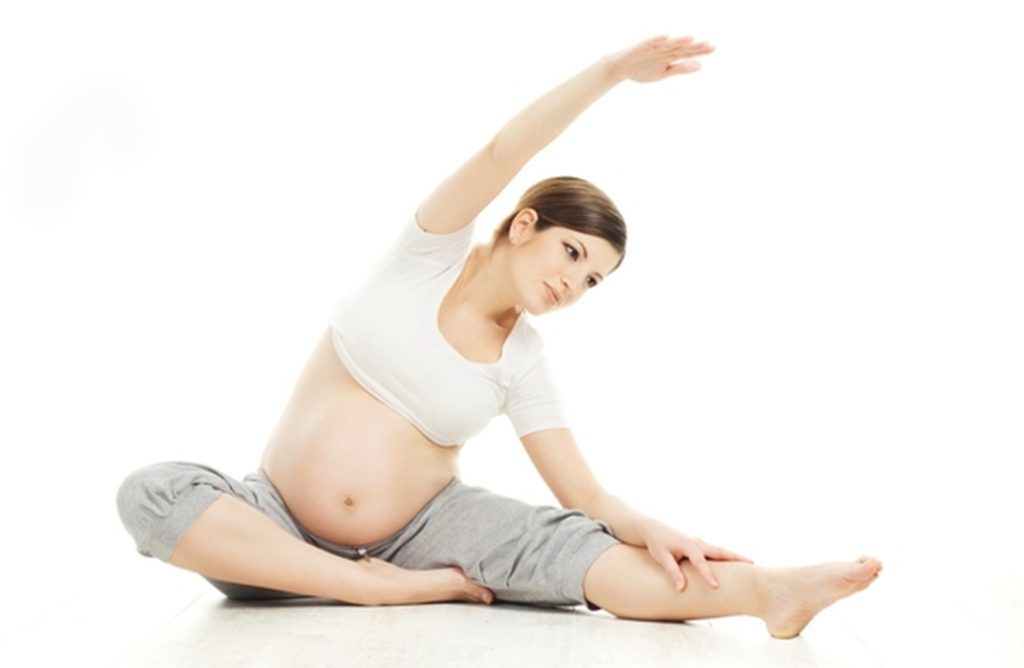 Stretching exercises are very effective for relieving back pain. This is a habit that you can keep after pregnancy.